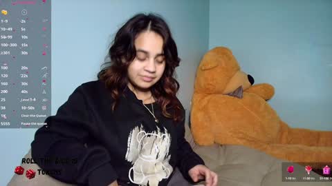 Snapshot of chloe_maia1 chatting on January 28, 1:39 am AMY online show from January 28, 1:39 am