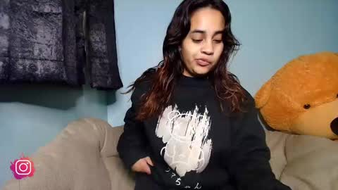 Snapshot of chloe_maia1 chatting on February 11, 2:35 am AMY online show from February 11, 2:35 am