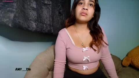 Snapshot of chloe_maia1 chatting on March 7, 1:31 am AMY online show from March 7, 1:31 am