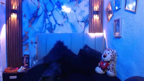 chloe_smith5 online show from February 23, 1:13 pm