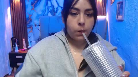 chloe_smith5 online show from February 4, 4:55 pm