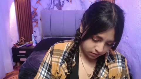 chloe_smith5 online show from November 20, 3:53 pm