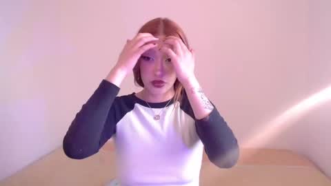 Snapshot of chloe_snoww chatting on February 26, 10:15 pm cloes online show from February 26, 10:15 pm