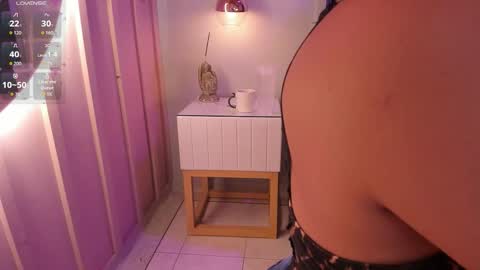   online show from March 5, 8:29 pm