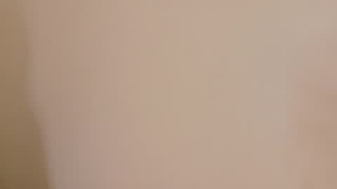 C H L O E  online show from February 11, 12:31 pm