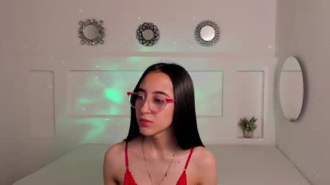 chloehil2 online show from February 21, 8:27 pm