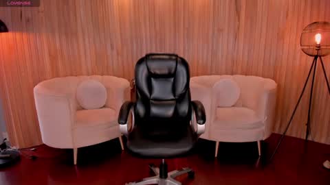 Chloe  OF chloemanson online show from February 2, 5:37 pm