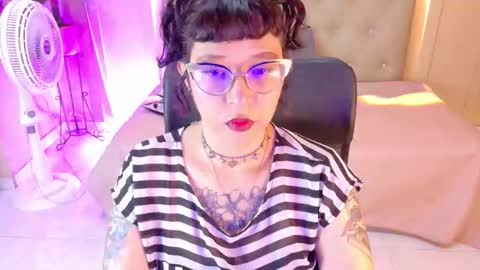 Chloe rosse online show from February 25, 1:31 am