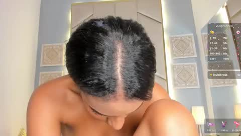 Snapshot of chloetaylorr_ chatting on March 4, 2:06 am CHLOE online show from March 4, 2:06 am
