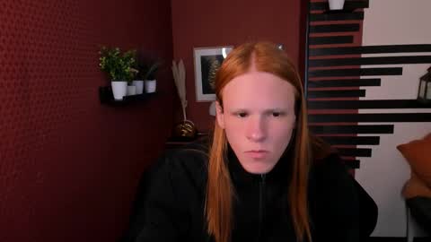 Chloe online show from October 20, 12:43 pm