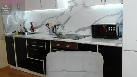 choco_meowx online show from April 13, 7:34 am