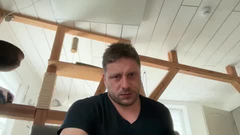 Chris online show from April 13, 8:07 am