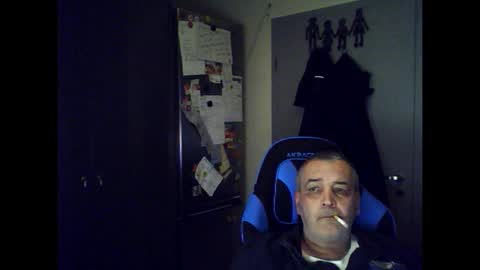 Chris online show from December 20, 2:57 pm