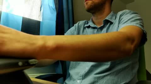 chris280989 online show from April 25, 8:05 am