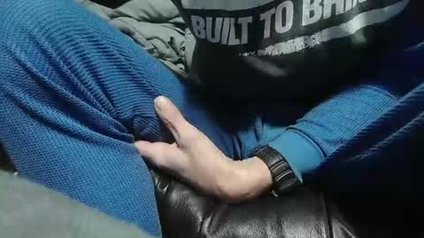 chris526520 online show from February 4, 11:47 am