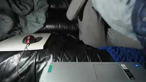 chris526520 online show from January 15, 11:30 am