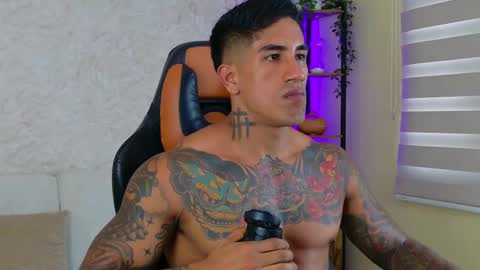 chris reilly online show from March 12, 9:35 pm