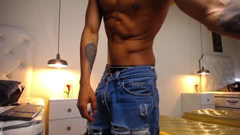 Chris Weell online show from January 18, 8:51 pm