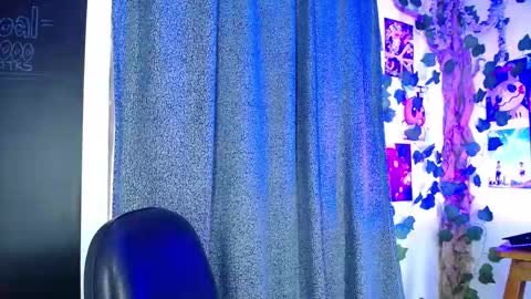 Christian Wang online show from February 6, 2:37 pm