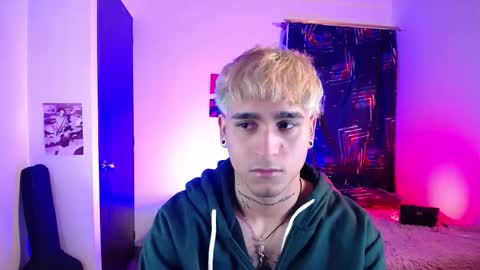 Christian Wang online show from March 3, 11:50 am