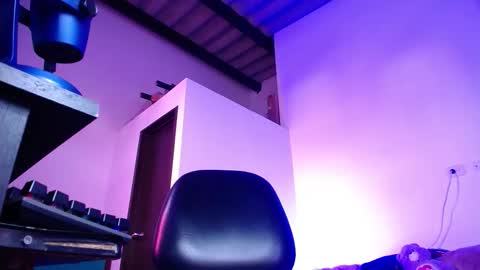 Christian Wang online show from October 16, 8:51 pm