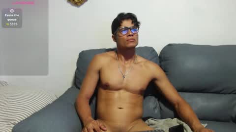 Snapshot of christian_musclet4 chatting on September 27, 4:10 am ---Chistian--- online show from September 27, 4:10 am