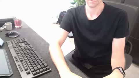 Chris online show from September 22, 8:07 am