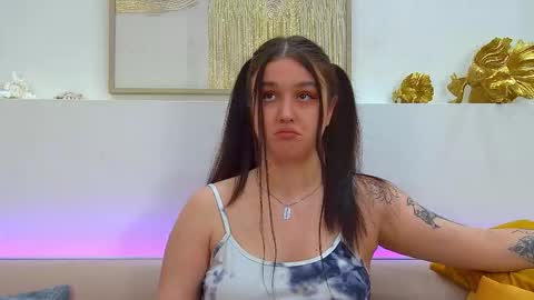 Christina online show from January 17, 7:01 pm