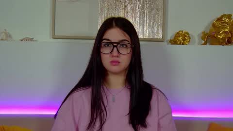 Christina online show from November 7, 6:32 pm