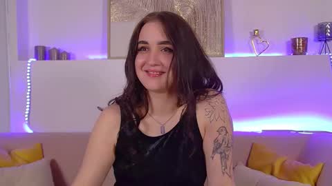 Christina online show from March 11, 6:41 pm