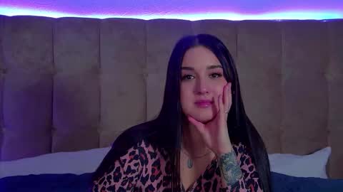 Christina online show from November 27, 6:15 pm