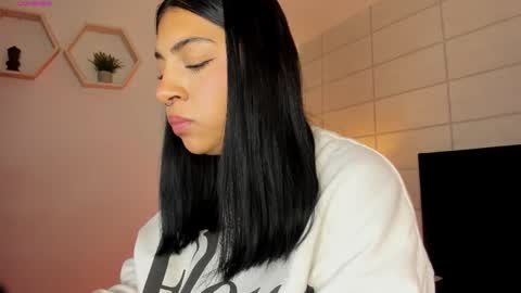 Christine  online show from November 19, 12:15 pm