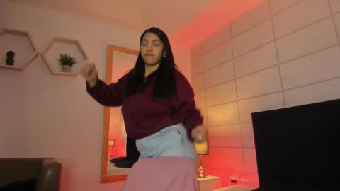 Christine  online show from November 8, 12:52 pm