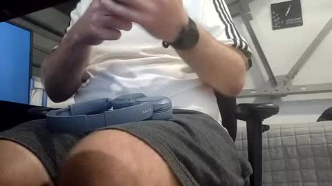 christopher232323 online show from December 31, 6:05 am