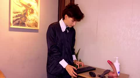Chris online show from July 30, 7:36 pm