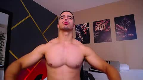 Snapshot of christopherblack_ chatting on September 30, 1:43 pm Christopher Black online show from September 30, 1:43 pm