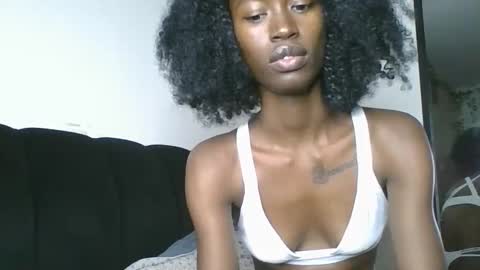 chroe22 online show from February 25, 10:02 pm