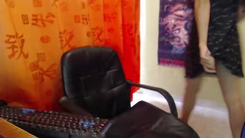 kate   online show from February 1, 6:08 pm