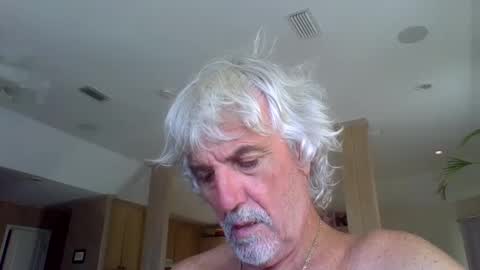 Snapshot of chuck354139 chatting on September 30, 2:38 pm chuck354139 online show from September 30, 2:38 pm