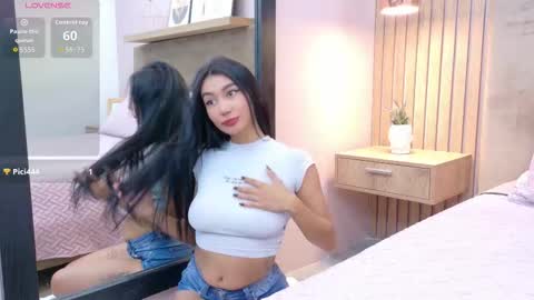 Snapshot of cielo_rivera chatting on September 25, 1:40 pm cielo rivera online show from September 25, 1:40 pm