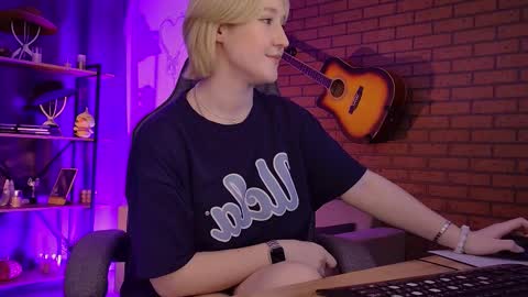 Cin Bellamy online show from February 27, 7:12 am