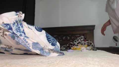 CINDY online show from January 9, 2:39 am