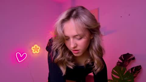 cindylovesmith online show from April 26, 4:10 am