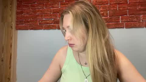 citrusblissss online show from October 3, 12:35 pm