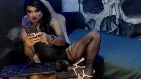 Snapshot of cj_parker69 chatting on October 10, 4:46 pm QUEEN CESS online show from October 10, 4:46 pm