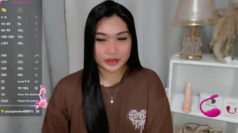 CLAIRE online show from June 27, 2:34 pm