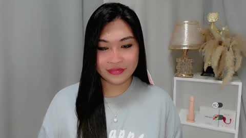 CLAIRE online show from May 17, 12:36 pm
