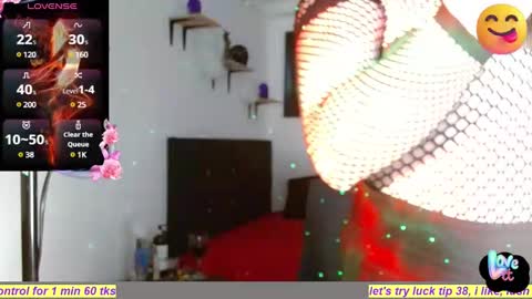 clara_xuee online show from December 4, 11:19 pm