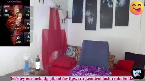 clara_xuee online show from December 31, 9:17 pm