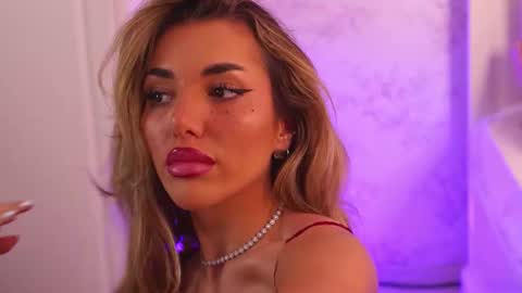 ClaraHazel online show from December 23, 6:52 am